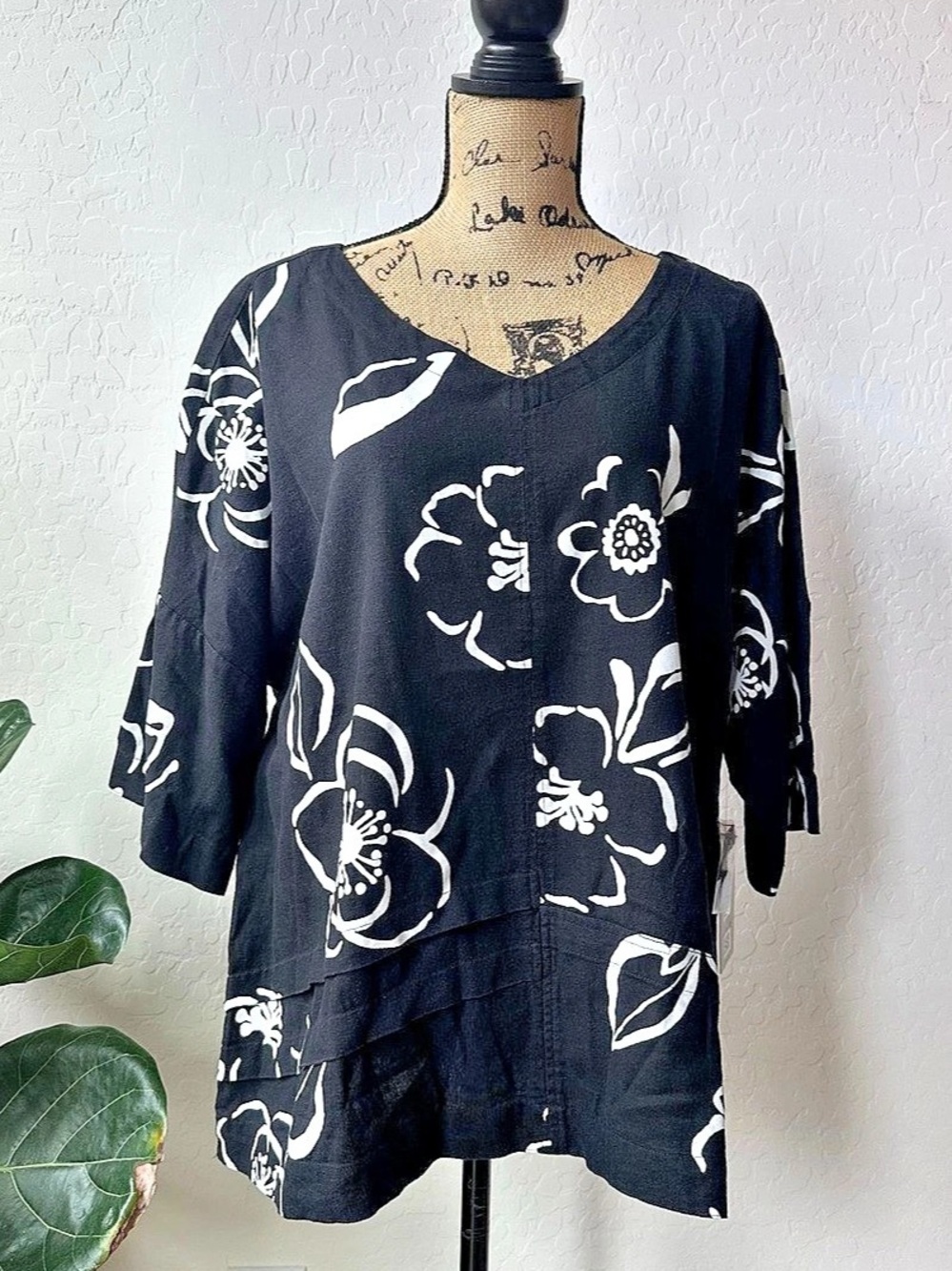 Ali Miles Floral Linen Rayon Tunic Size 1X NWT
